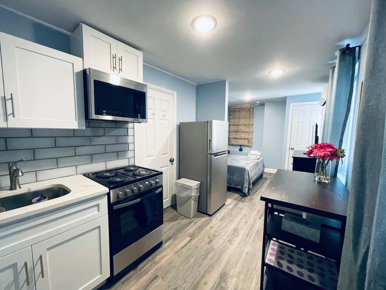 Rittenhouse Square Close By Kimmel Center Apartment