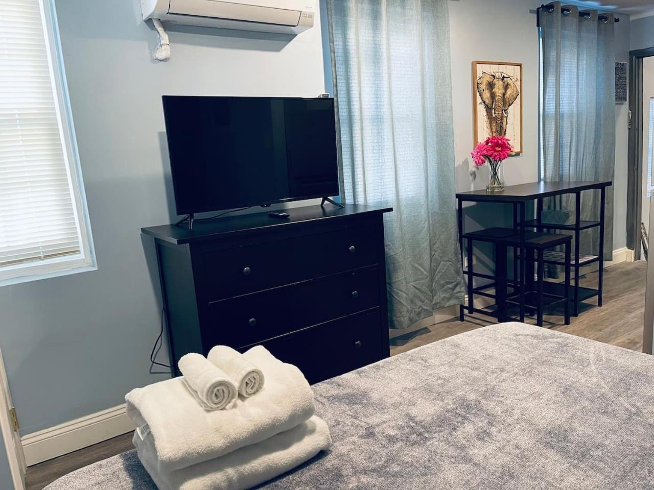 Rittenhouse Square Close By Kimmel Center * Philadelphia